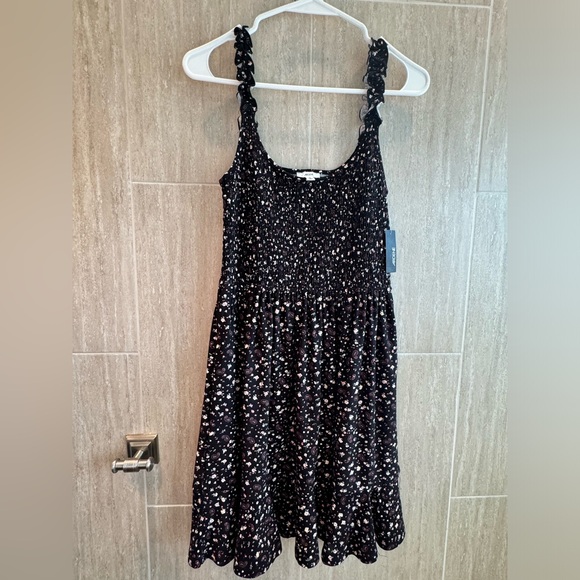 5 Adrene summer mini dresses - Picture 6 of 11